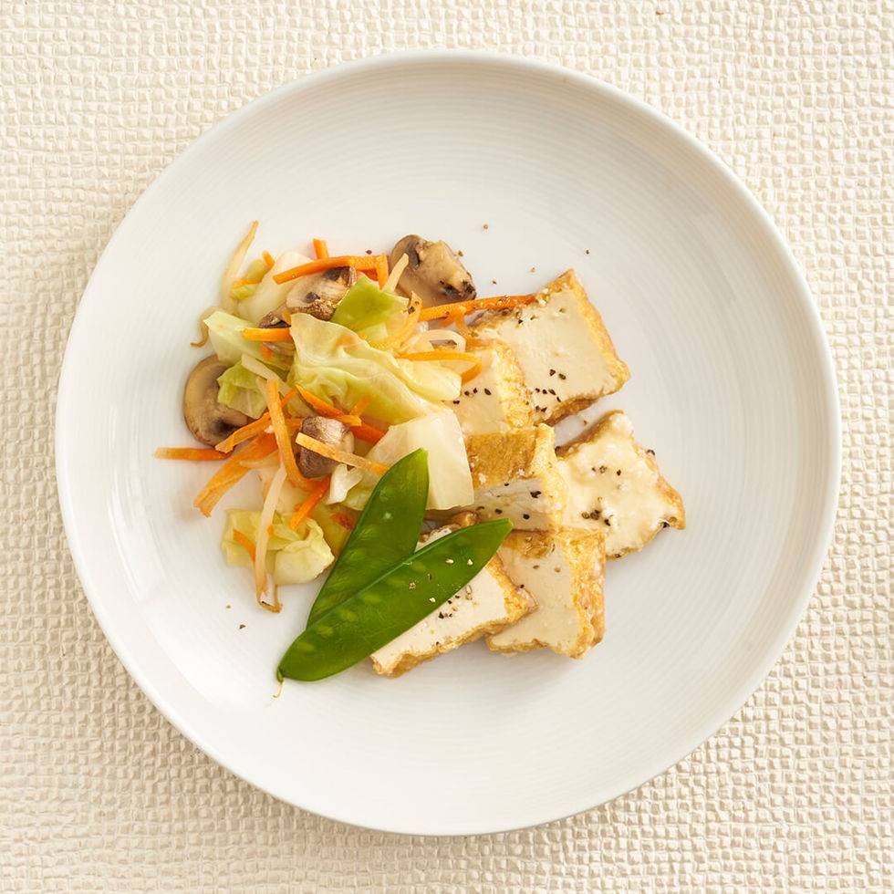 Koji Tofu with Steamed Vegetables (Ve)/ 厚揚げ豆腐と野菜の塩麴炒め