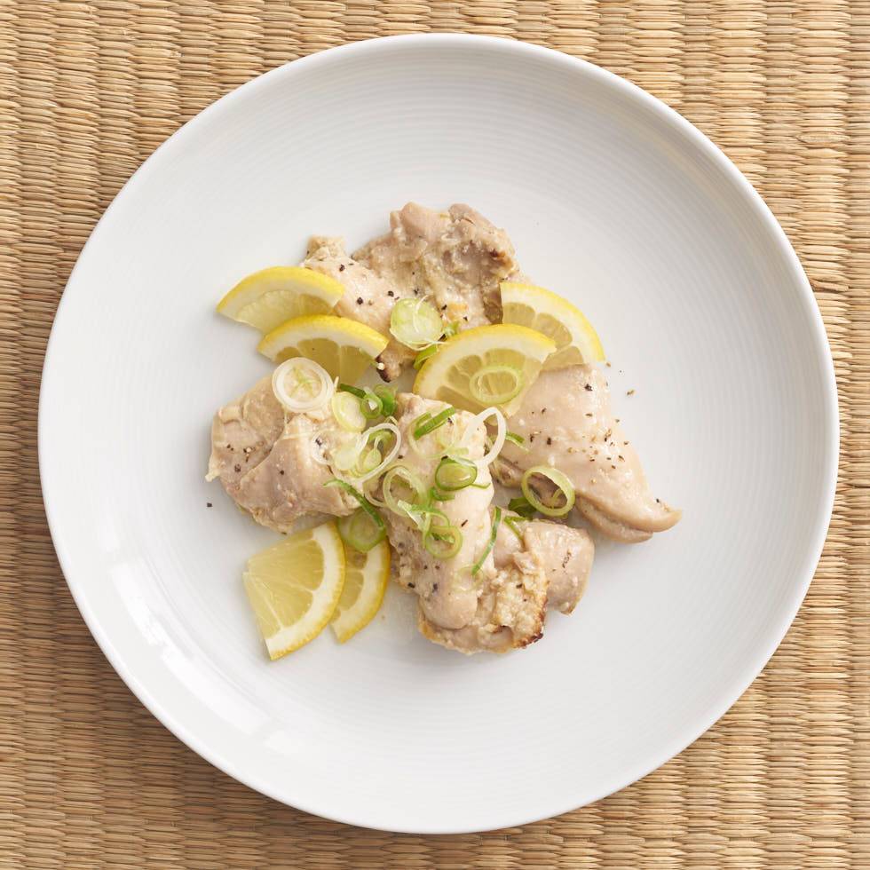 Lemon Chicken/ 鶏もも肉の葱塩麹レモン焼き