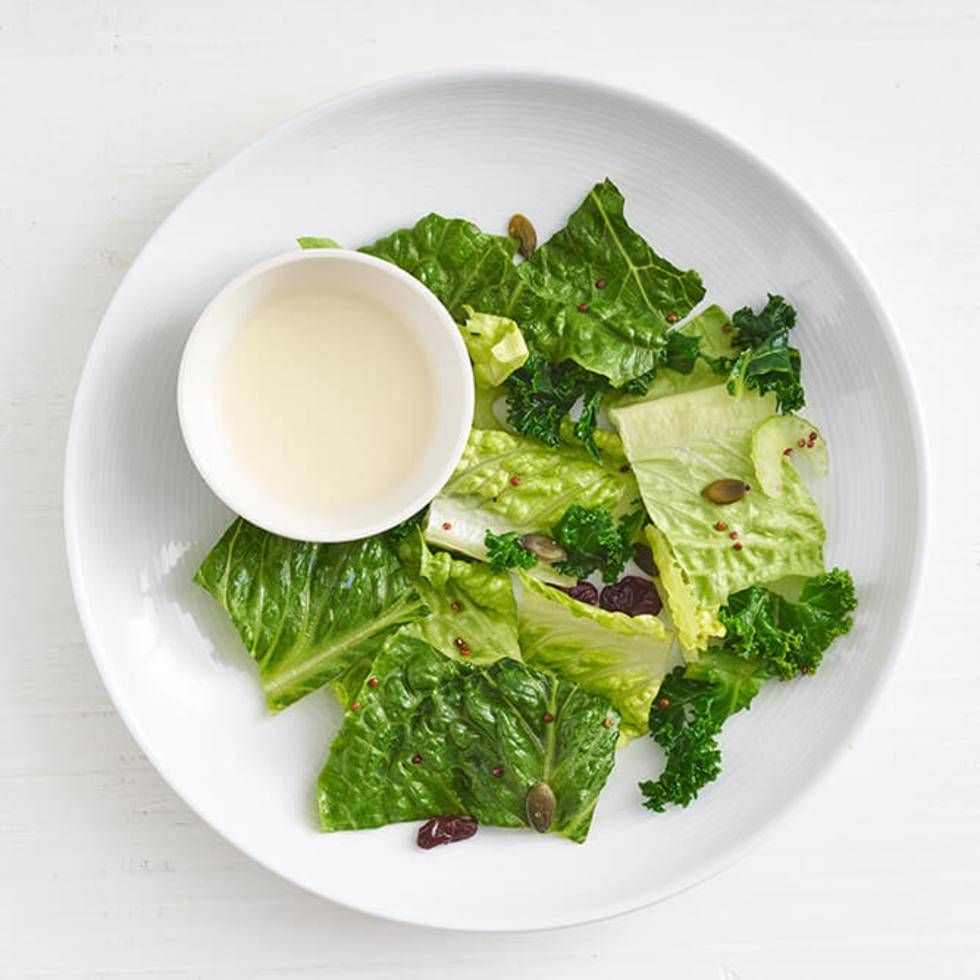 Kale and Quinoa salad (V)