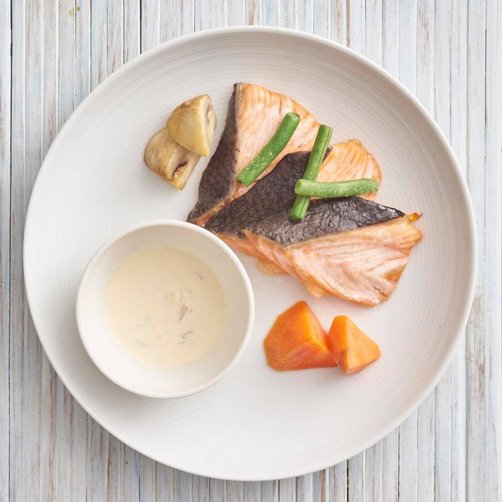 Salmon with Creamy Miso Sauce/ 鮭と味噌のクリーミーソース添え