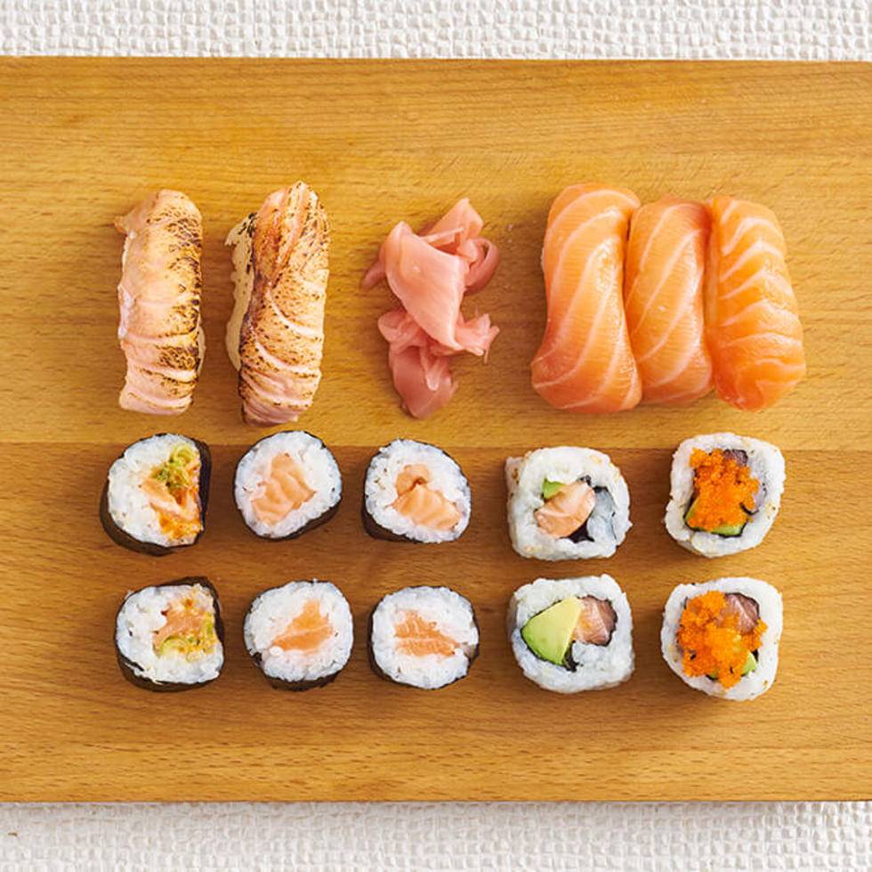 (New) Salmon Sushi Selection