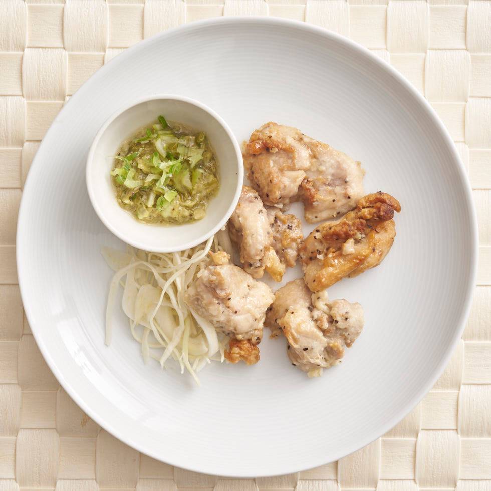 (New) Grilled Chicken with Salt Lemon Sauce/ 鶏のもも肉と焼肉屋のねぎ塩だれ