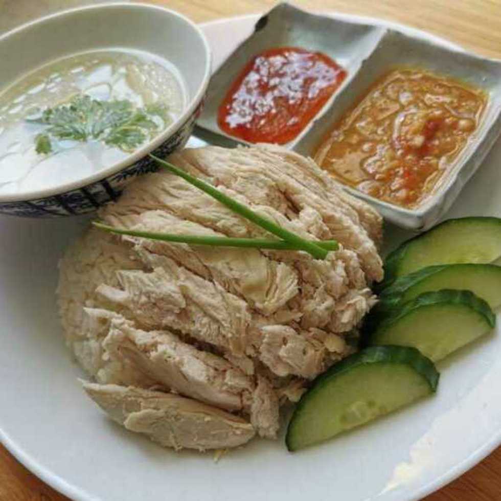 Thai Style Hainanese Chicken Rice - Khao Man Gai from All Bowls - Cooked by Anusara อนุสรา - Halal