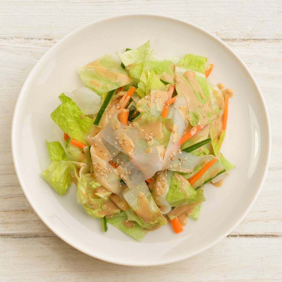 Daikon and Sesame Salad (V)