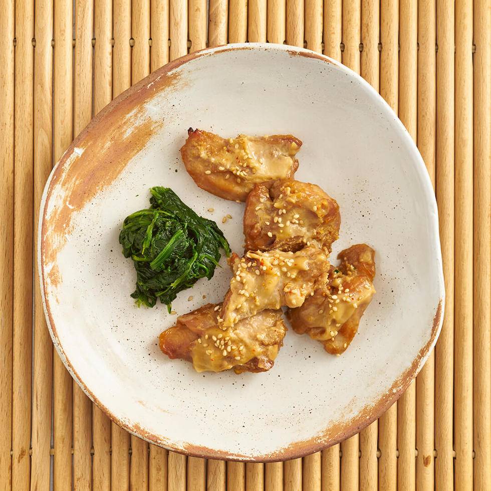 Grilled Miso Chicken/ 自家製調合した味噌の鶏七味焼き