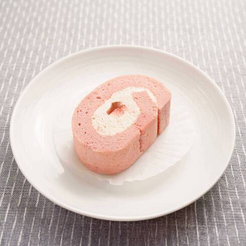 Strawberry Suffle Swiss Roll by OKASHI to SWEETS