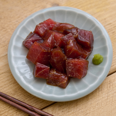 Chopped Akami Tuna in Homemade Sauce 90-100g by Nobu Sakaguchi (15 years at a Michelin starred)