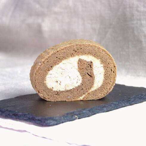 Premium Uji Hojicha (Roasted Green Tea) Souffle Swiss Roll by OKASHI to SWEETS