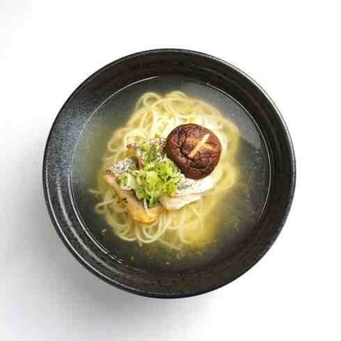 Monohon製日本産小麦麺を使用 柚子入り鯛出汁ラーメン by Nobu Sakaguchi (15 years at a Michelin starred)