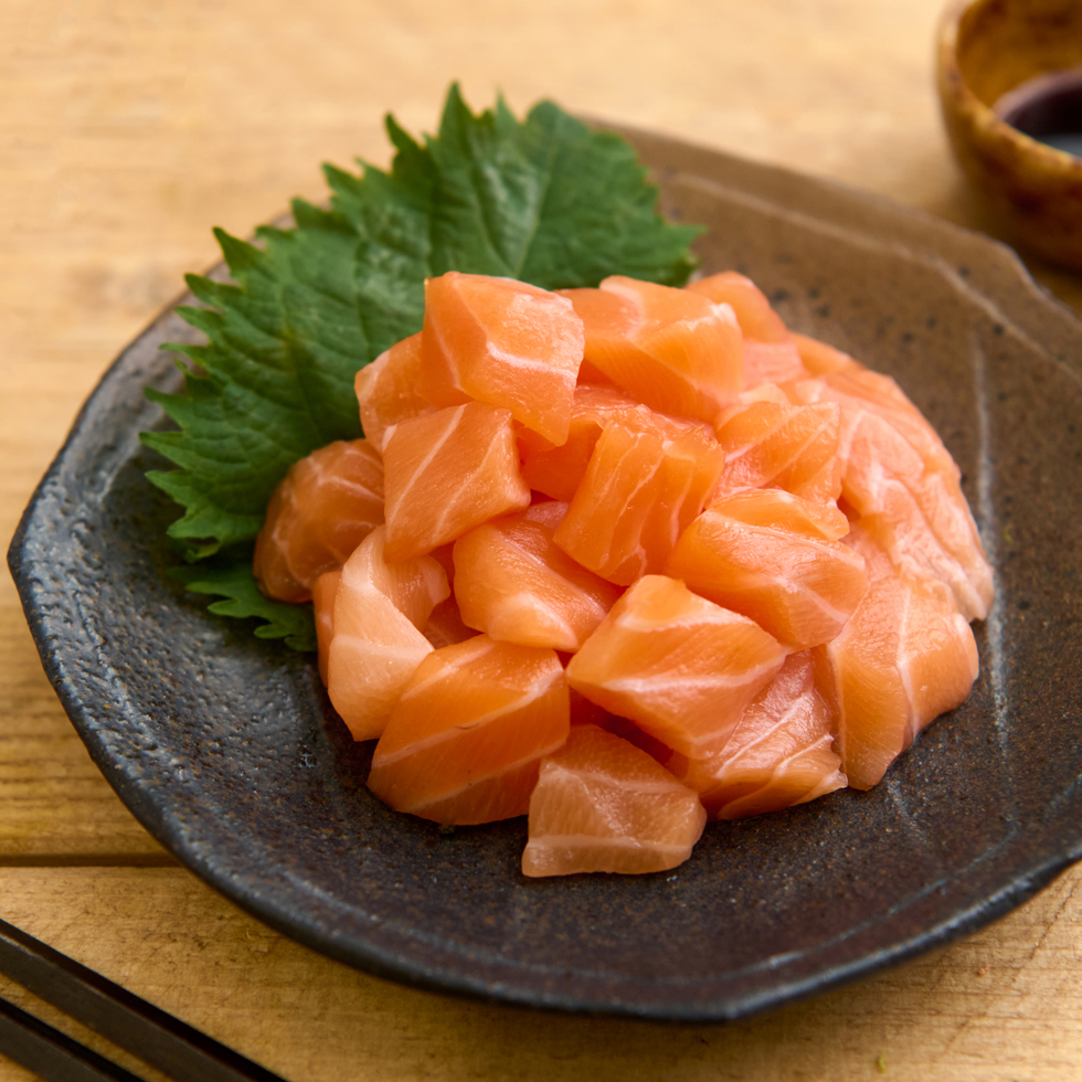 Chopped Salmon for Poke/ Chirashi 90-100g by Nobu Sakaguchi (15 years at a Michelin starred)