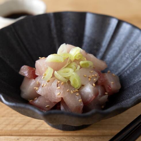 Chopped yellowtail for Poke/ Chirashi 90-100g by Nobu Sakaguchi (15 years at a Michelin starred)