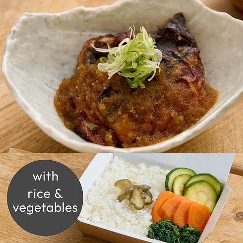 鯖のみぞれがけ（ご飯・野菜・漬物付）