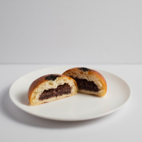 Homemade Anpan (Slowly Cooked Chunky Sweet Red Bean Paste Bread) by Ai Fukuoka (Head Pastry Chef of a Royal Warrant Restaurant)