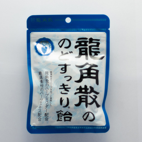 Ryukakusan Herbal Throat Refreshing Candy 88g