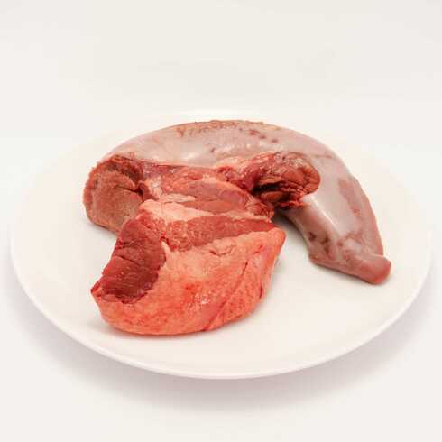 豚タン 1-2pcs 250-300g（下処理前）