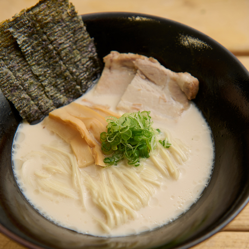 Hakata-style Light Tonkotsu Ramen with Monohon Noodles