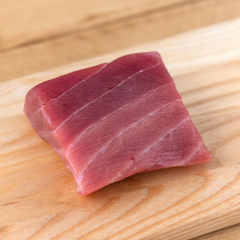Chutoro Bluefin Fatty Tuna Sashimi Block 90-100g by Nobu Sakaguchi (15 years at a Michelin starred) ※Click for details