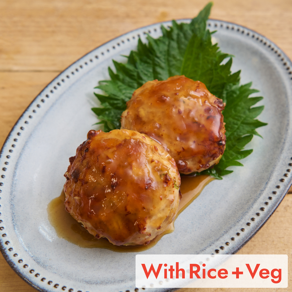 自家製手ごね鶏つくね（ご飯・野菜・漬物付）