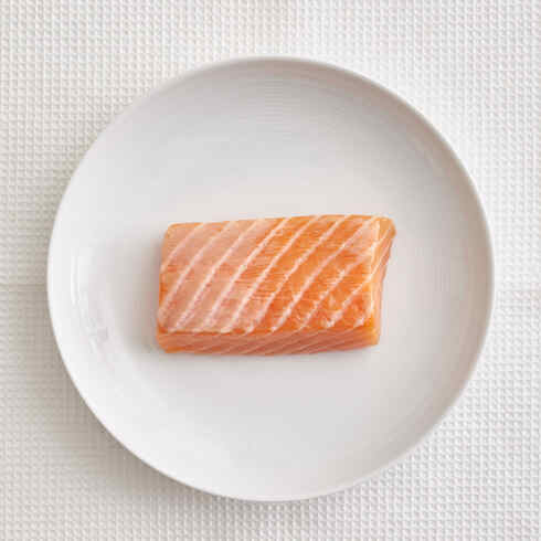 [First Order Only] Salmon Sashimi Block 90-100g by Nobu Sakaguchi (15 years at a Michelin starred) 