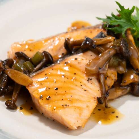 Grilled Salmon with Japanese-Style Mushroom and Pepper Soy Sauce 130g