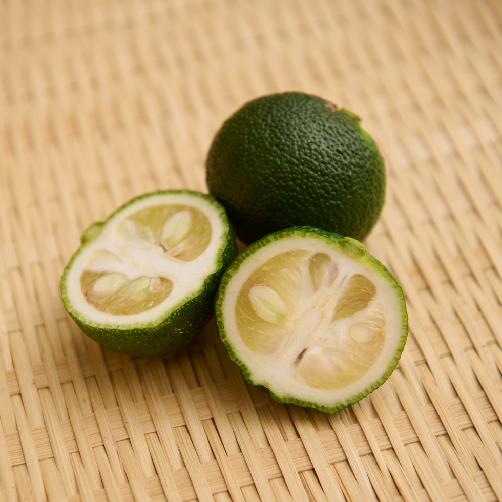 Japanese Green Yuzu Citrus (From Tokushima) ※Seasonal Item