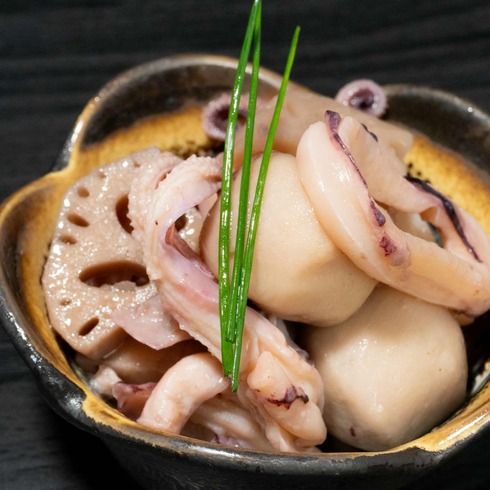 Simmered Squid, Taro & Lotus Root in Soy Dashi 155-160g