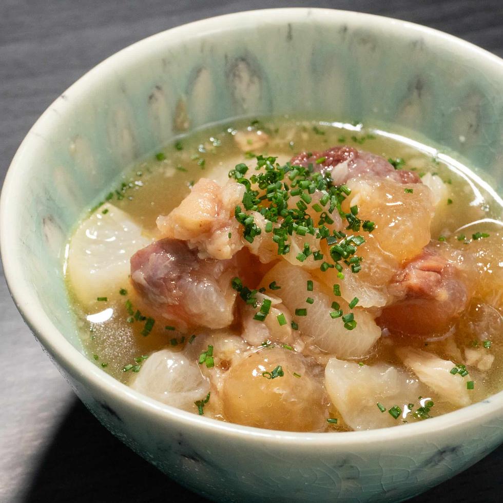 ぷるんぷるんに炊いた牛すじと大根の塩煮込み 190g