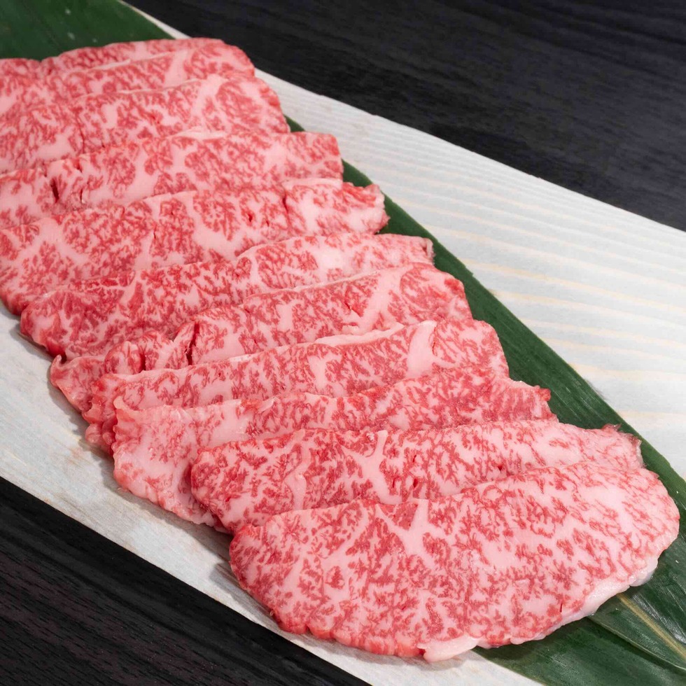 Premium A5 Japanese Black Wagyu Chuck Roll for Japanese BBQ by Fumiya Kase (a Michelin-Starred Chef-owner) 150-160g