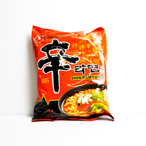 Nong Shim Gourmet Spicy Shin Ramen 120g
