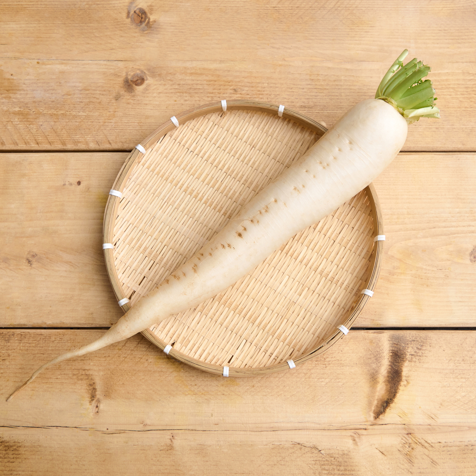 Daikon 600g+, Fresh, from Italy, Outside London M25: Cut into 2 pcs