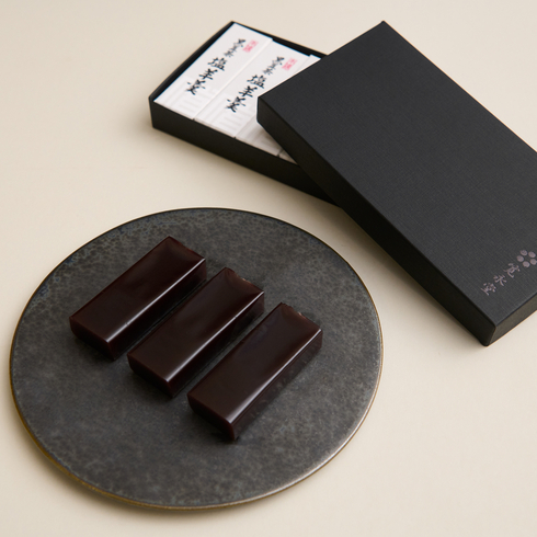 Kaneido Black Soybean Tea & Sea Salt Yokan Jelly 3 pcs