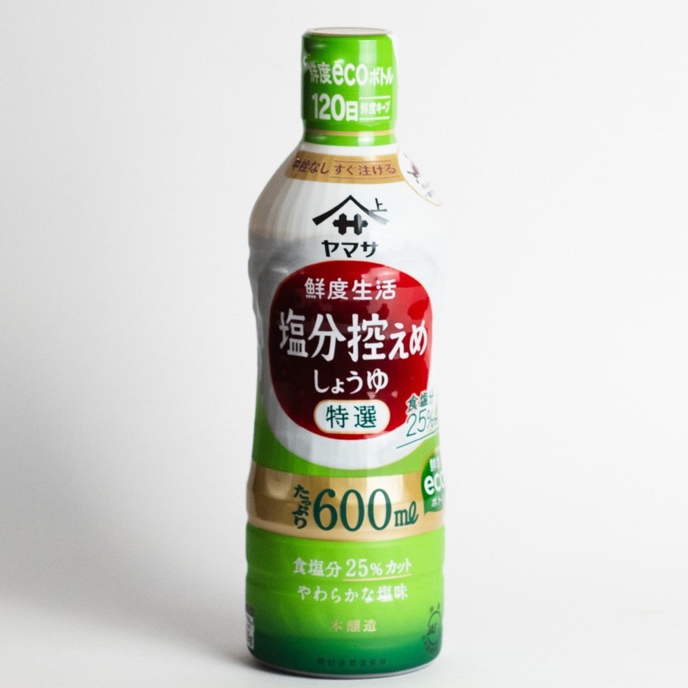 【此日期前最佳:2026年01月31日】Yamasa 鮮度生活 減鹽醬油 600毫升