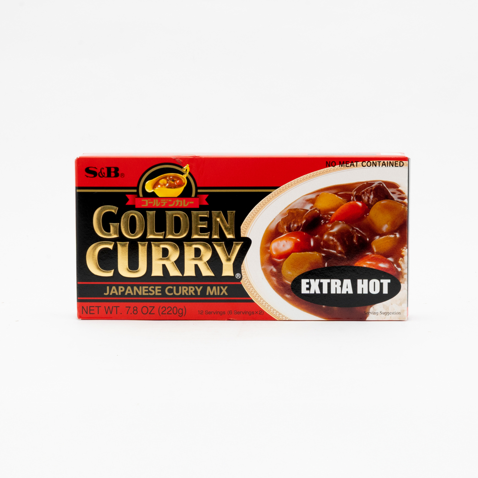 S&B Golden Curry Extra Hot Curry Mix 220g