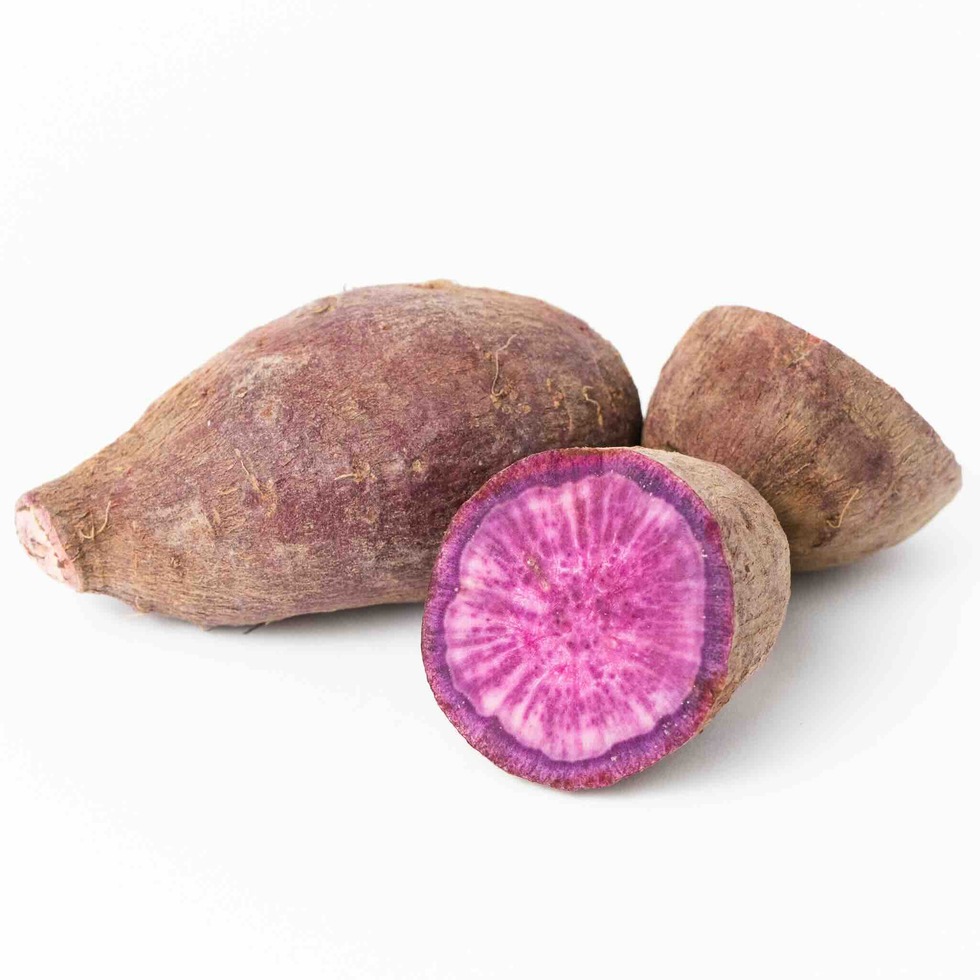Patate douce à chair violette (200-300g)