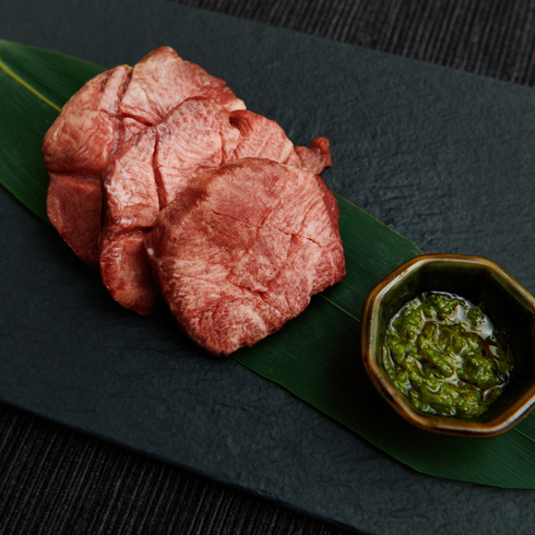 （近日登場） 特上牛たん厚切り 焼肉用 - レアで召し上がれるほど新鮮です 150-170g