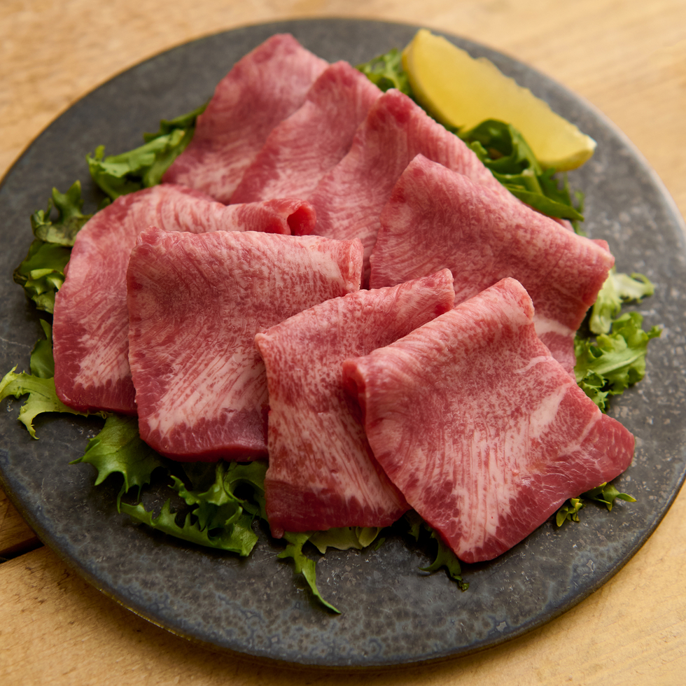 Thinly Sliced Premium Ox Tongue (Limited Quantity) 100-110g