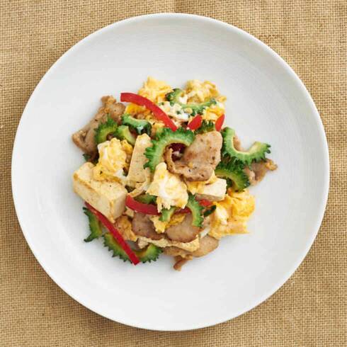 Bitter Melon Stir Fry with Tofu, Egg, Veg and Pork 140-150g