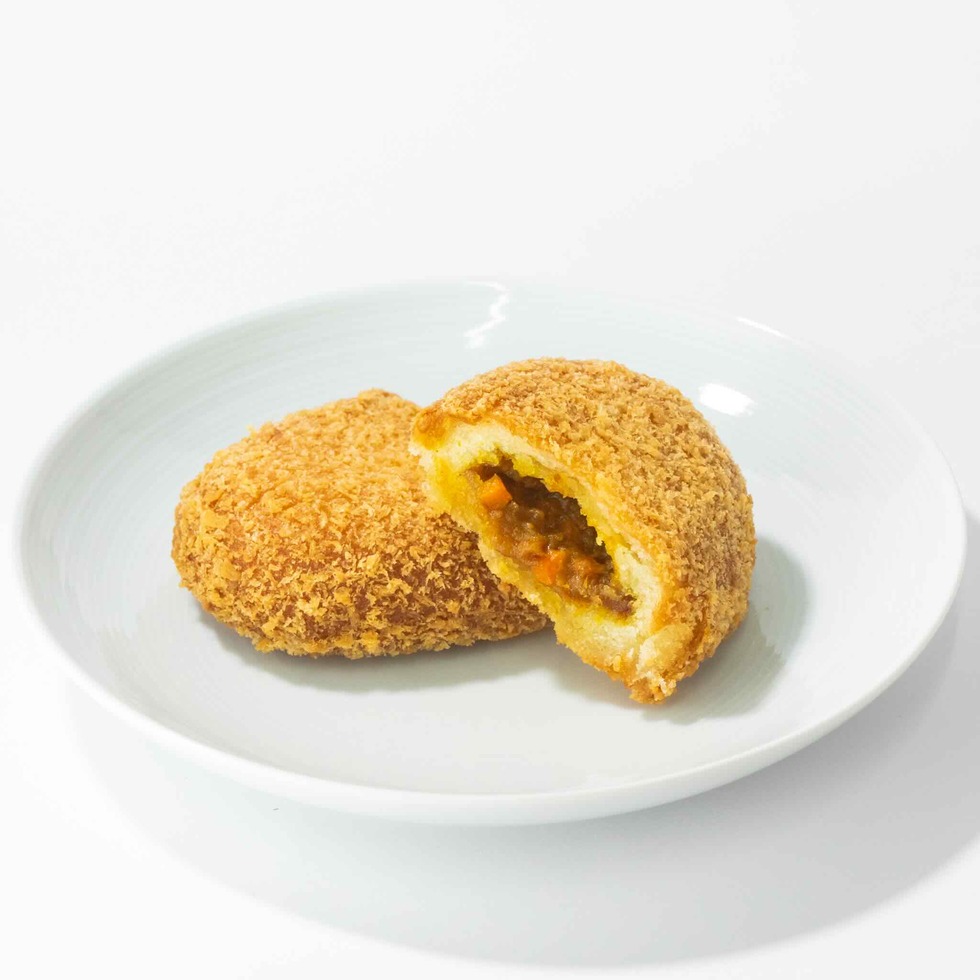 （近日登場） お野菜のカレーパン130g 1個