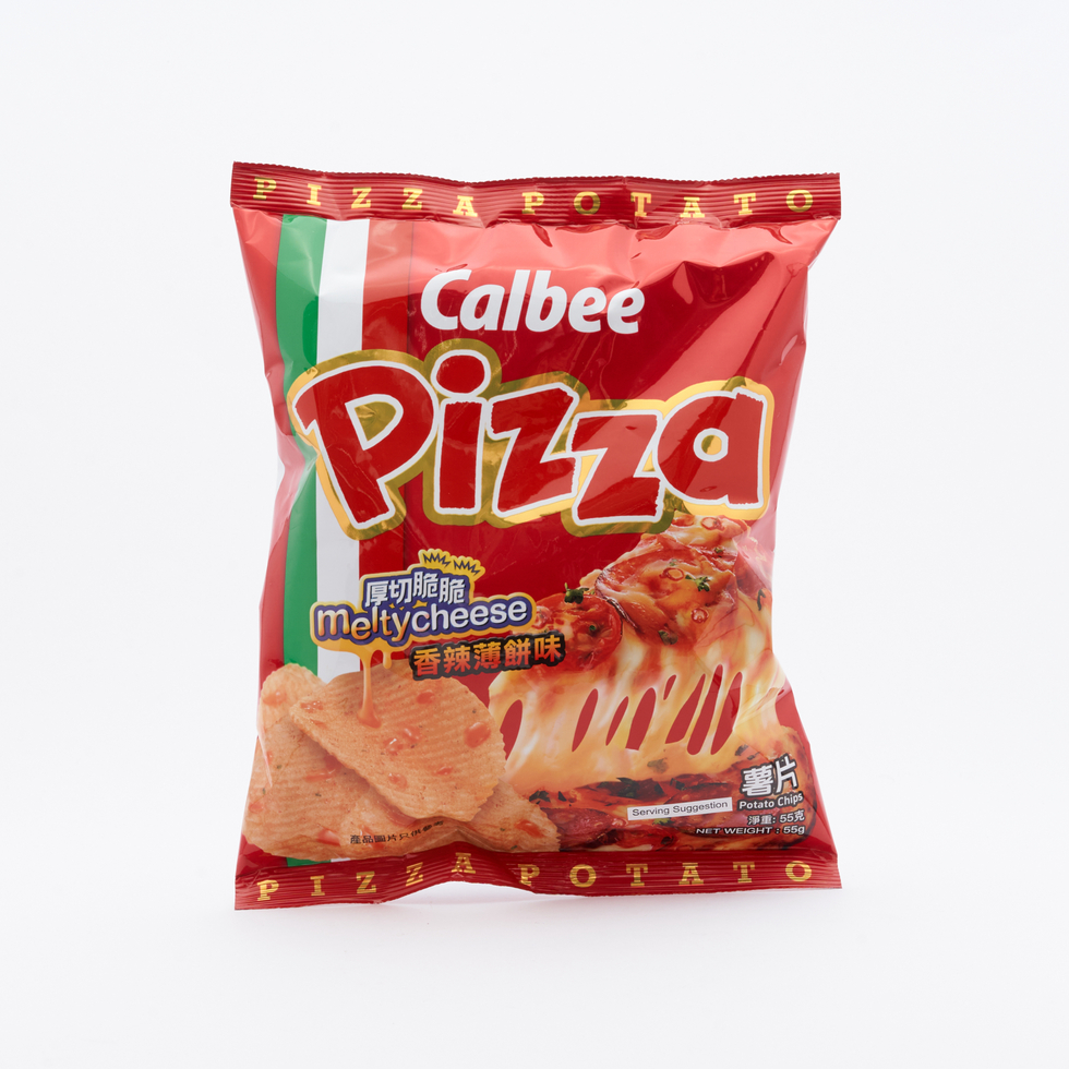 Calbee Potato Chips Spicy Pizza Flavoured 55g