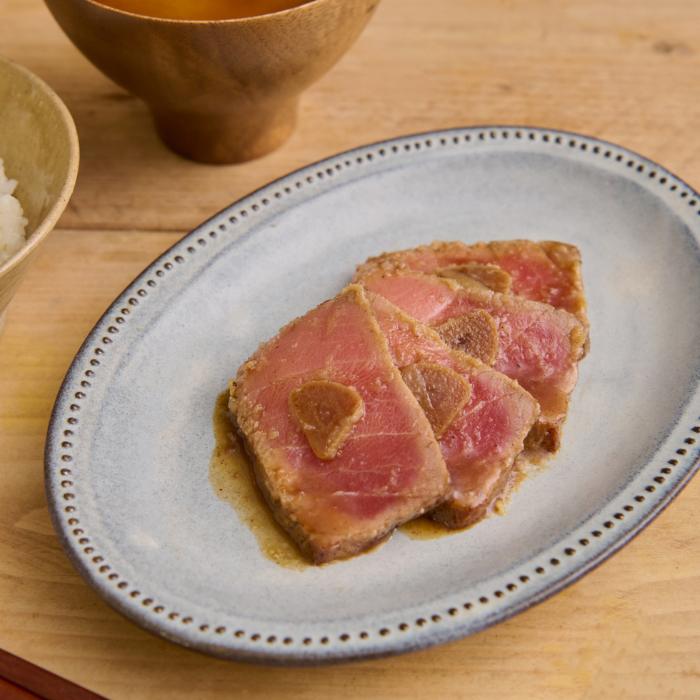 本マグロ中トロステーキ 80g by 坂口信政（1つ星で15年）