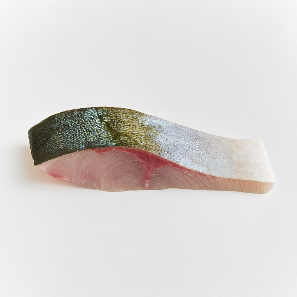 Filet de sériole à griller 100-110 g par Nobu Sakaguchi (15 ans dans un restaurant étoilé au Michelin)