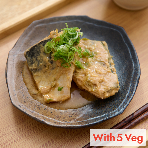 Braised Soy and Dashi Mackerel (+5 veg)