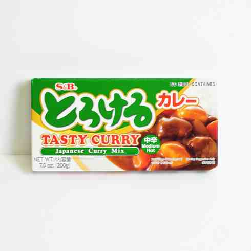 S&B とろけるカレー 中辛  200g (10皿分)