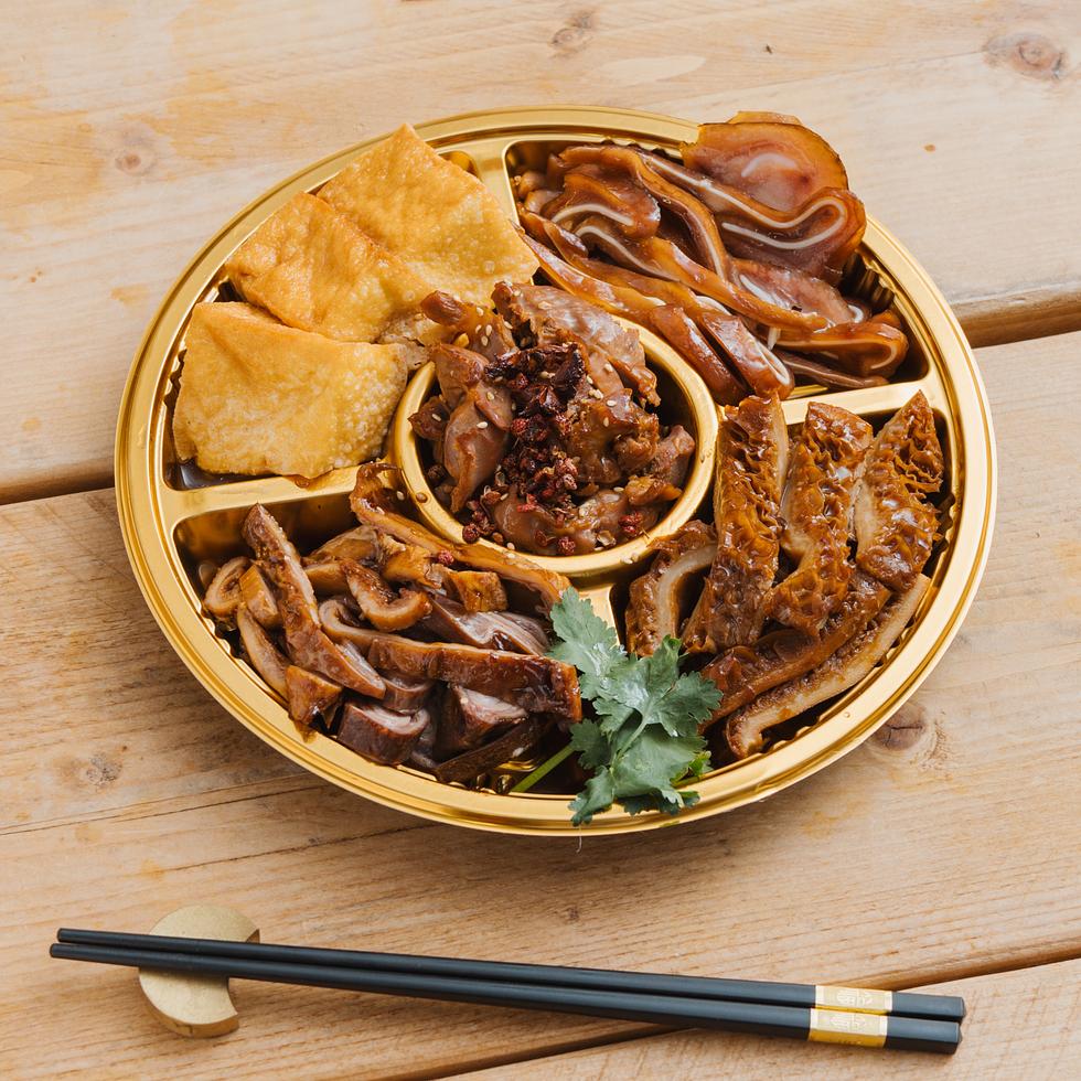 Braised Assorted Appetiser Platter (Serves 3-4)