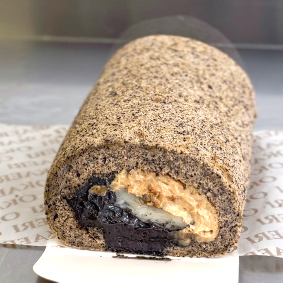 Okaeri Tong Yuen Roll Cake (Black Sesame, Peanut & Mochi) 800g Serves 6