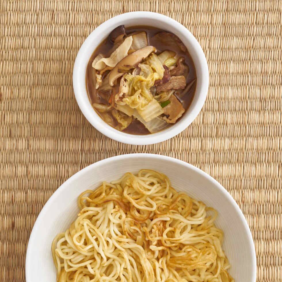 Crispy Noodles with Pork and Vegetables Ankake