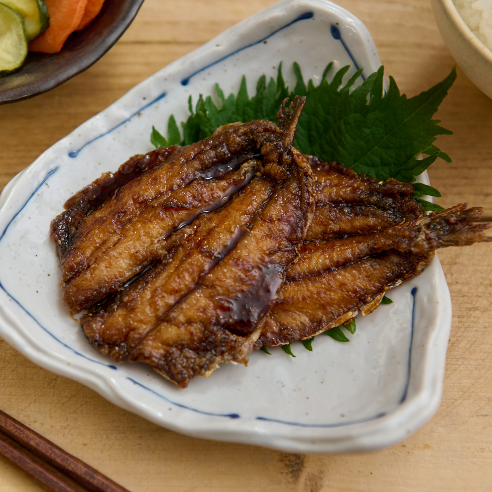 いわしの蒲焼 2枚 70-90g - 配送時、特にロンドン外では一部解凍されている可能性があります。