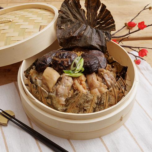 北菇雞荷葉飯 800克  (2-3人份)