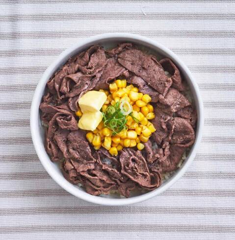 Beef Pepper Rice with Garlic and Sweet Corn Butter