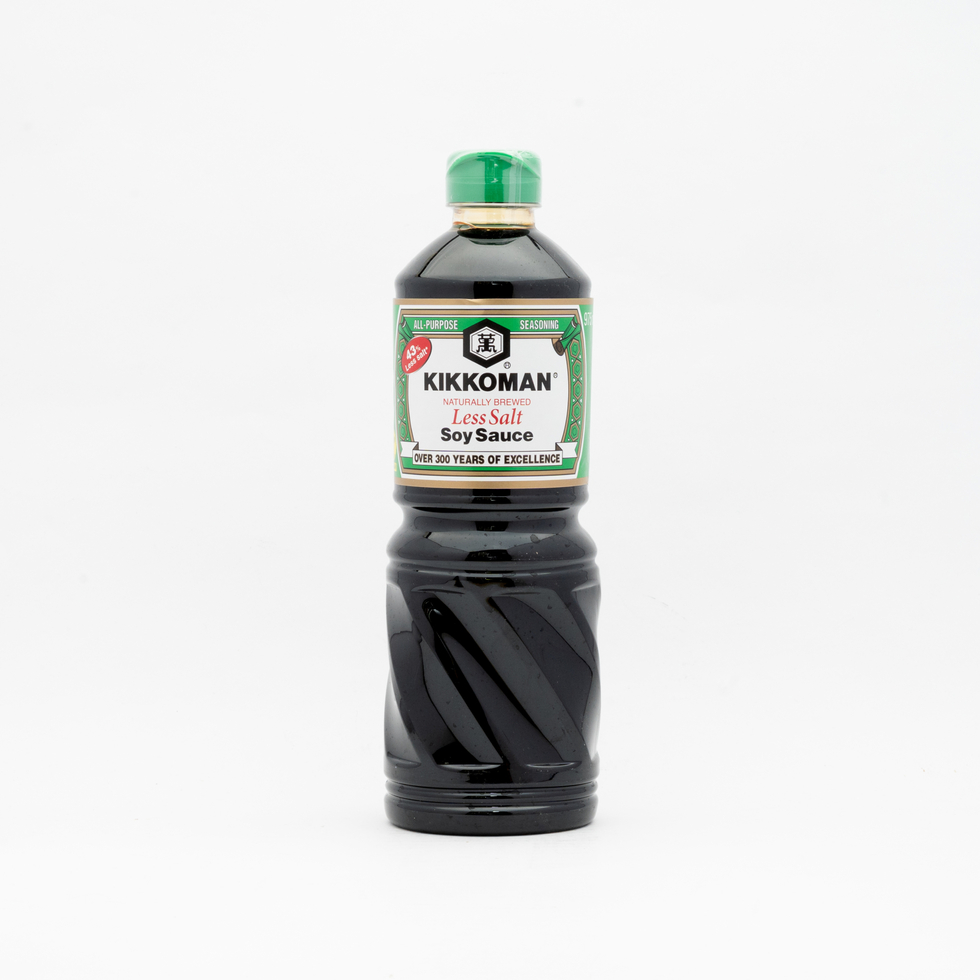 Kikkoman Naturally Brewed Reduced Salt Soy Sauce 975ml